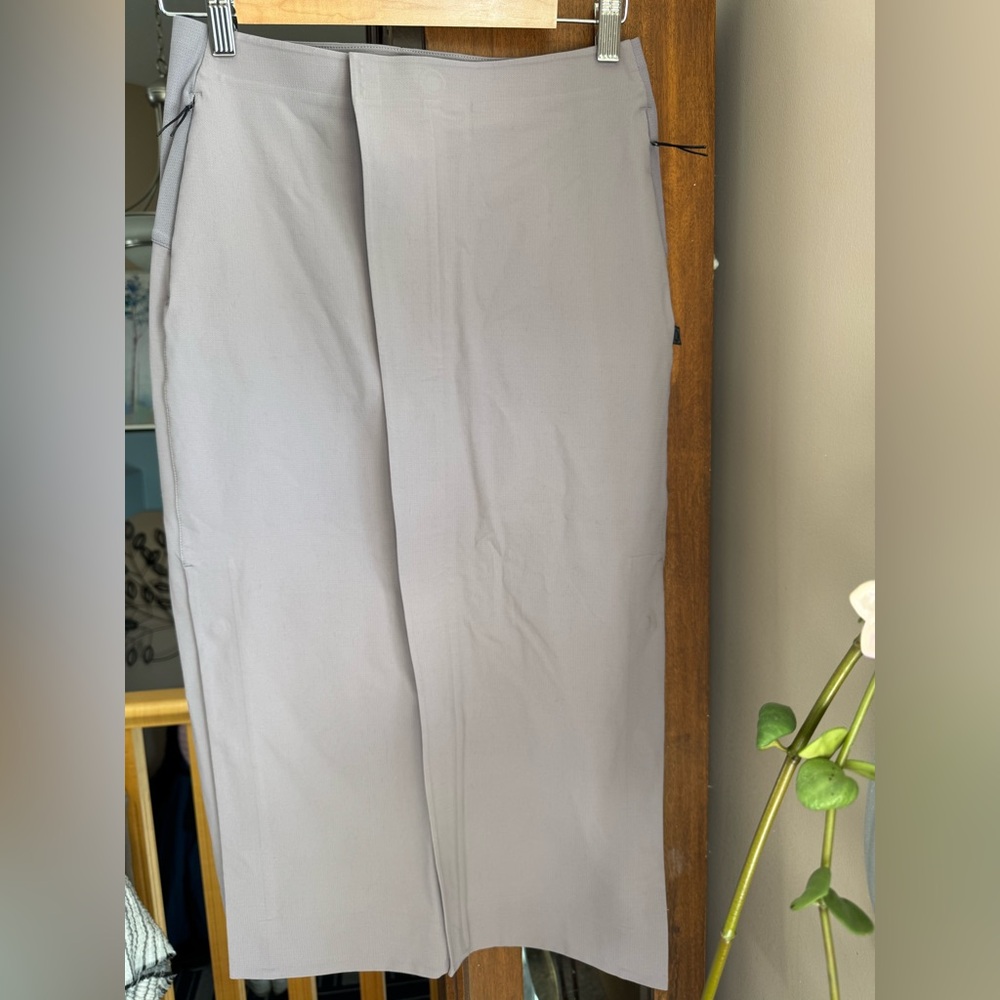 Lululemon lab kosaten skirt sz 6